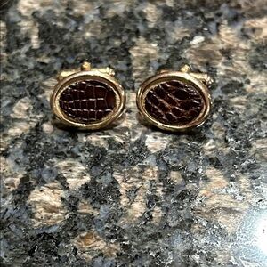 vintage Swank gold-tone cufflinks with brown faux leather alligator